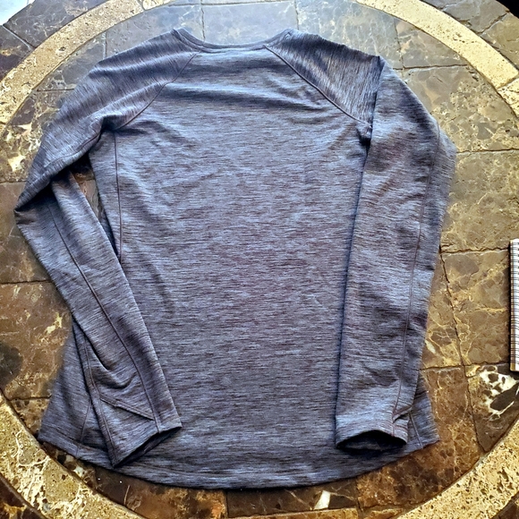 Under Armour cold gear long sleeve gray peach compression top M NWT - Picture 2 of 5